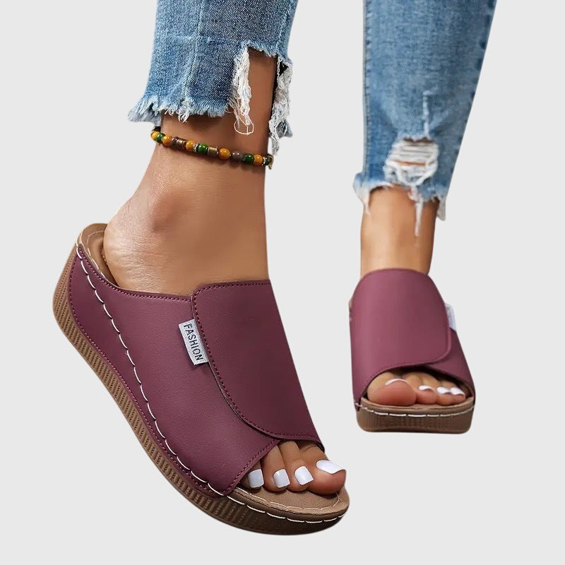 Bríd | Sandales de marche confort classique
