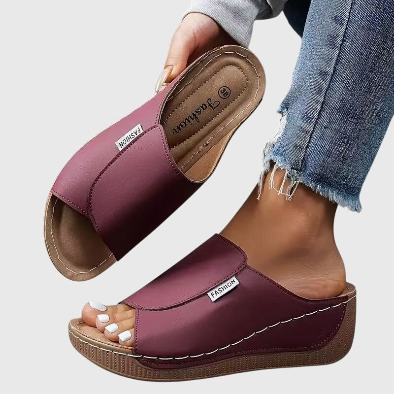 Bríd | Sandales de marche confort classique