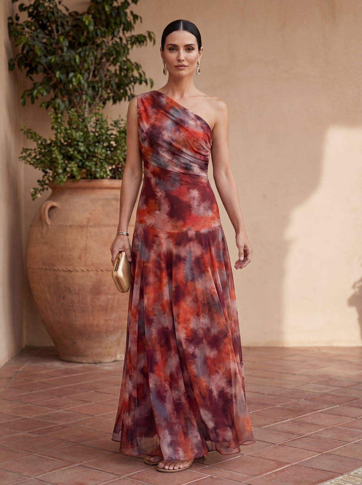 Uma - Robe longue fluide au design élégant