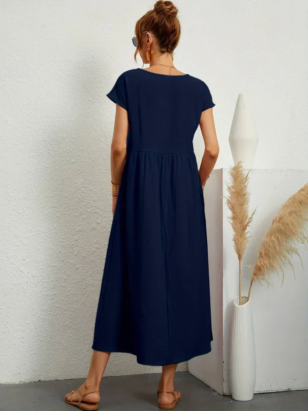 Gabrielle™ — Robe Midi Fluide avec Élégance Intemporelle