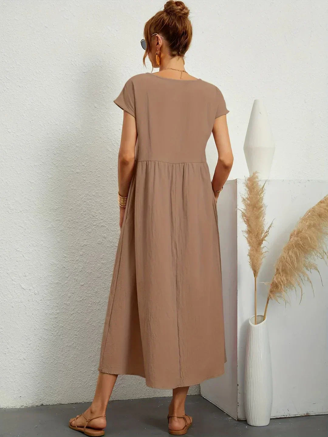 Gabrielle™ — Robe Midi Fluide avec Élégance Intemporelle