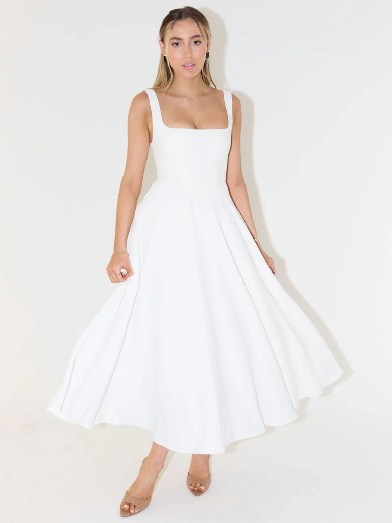 Grace | Robe midi fluide avec décolleté carré