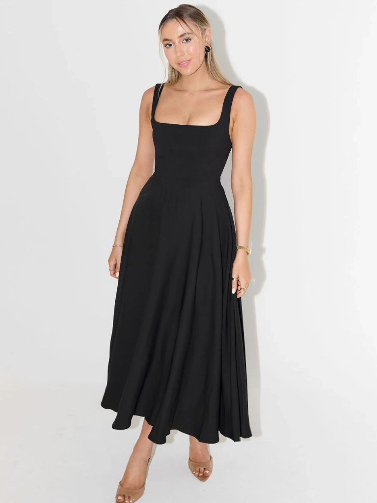 Grace | Robe midi fluide avec décolleté carré