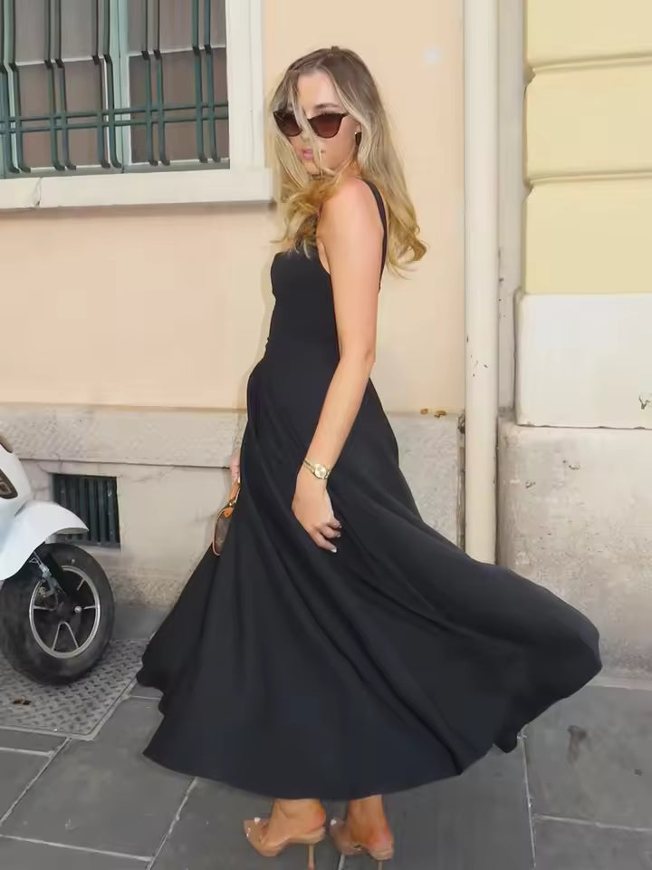 Grace | Robe midi fluide avec décolleté carré