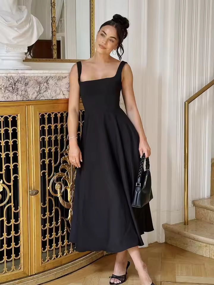 Grace | Robe midi fluide avec décolleté carré