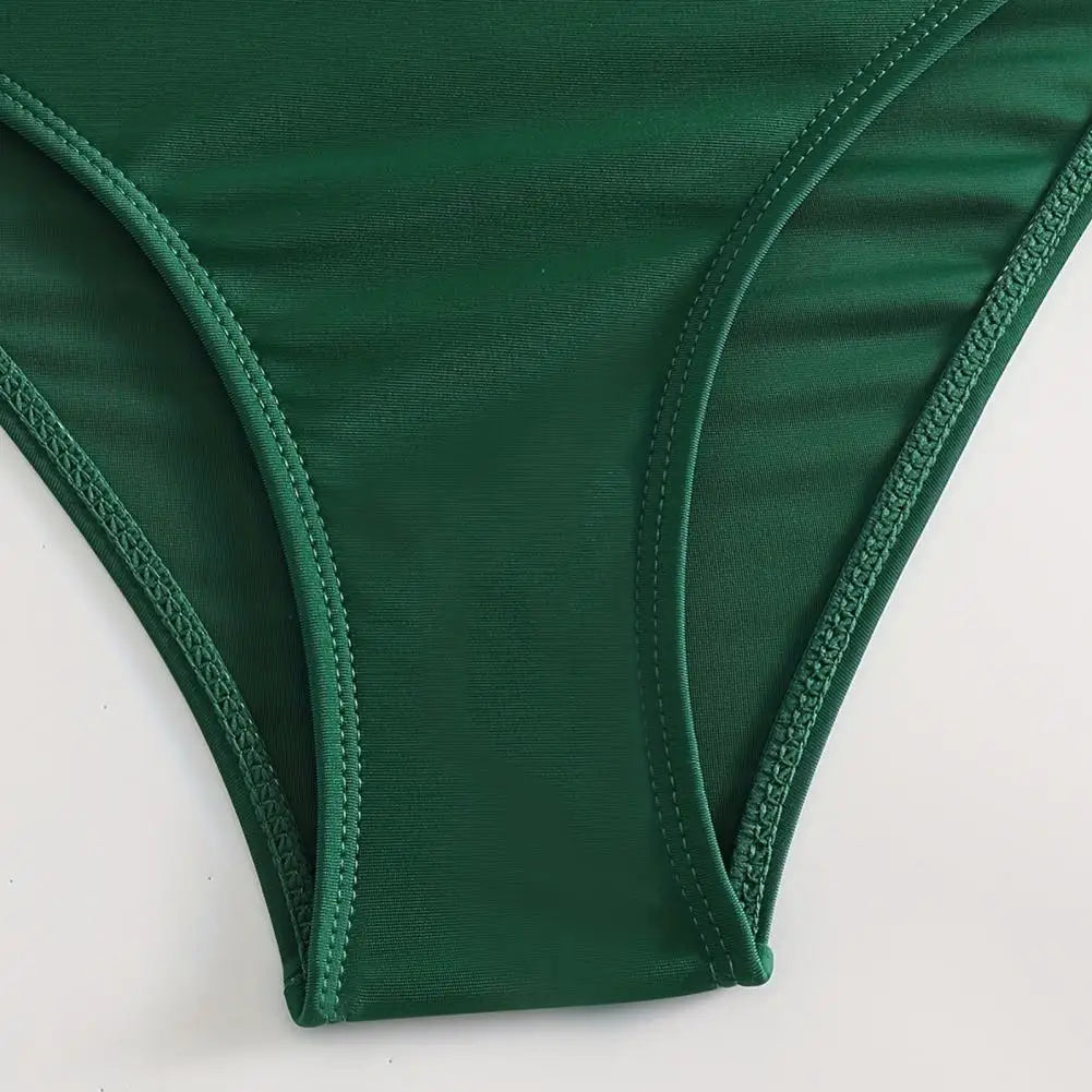 Sarena | Votre bikini sculptant pour l'abdomen avec un élégant décolleté en V