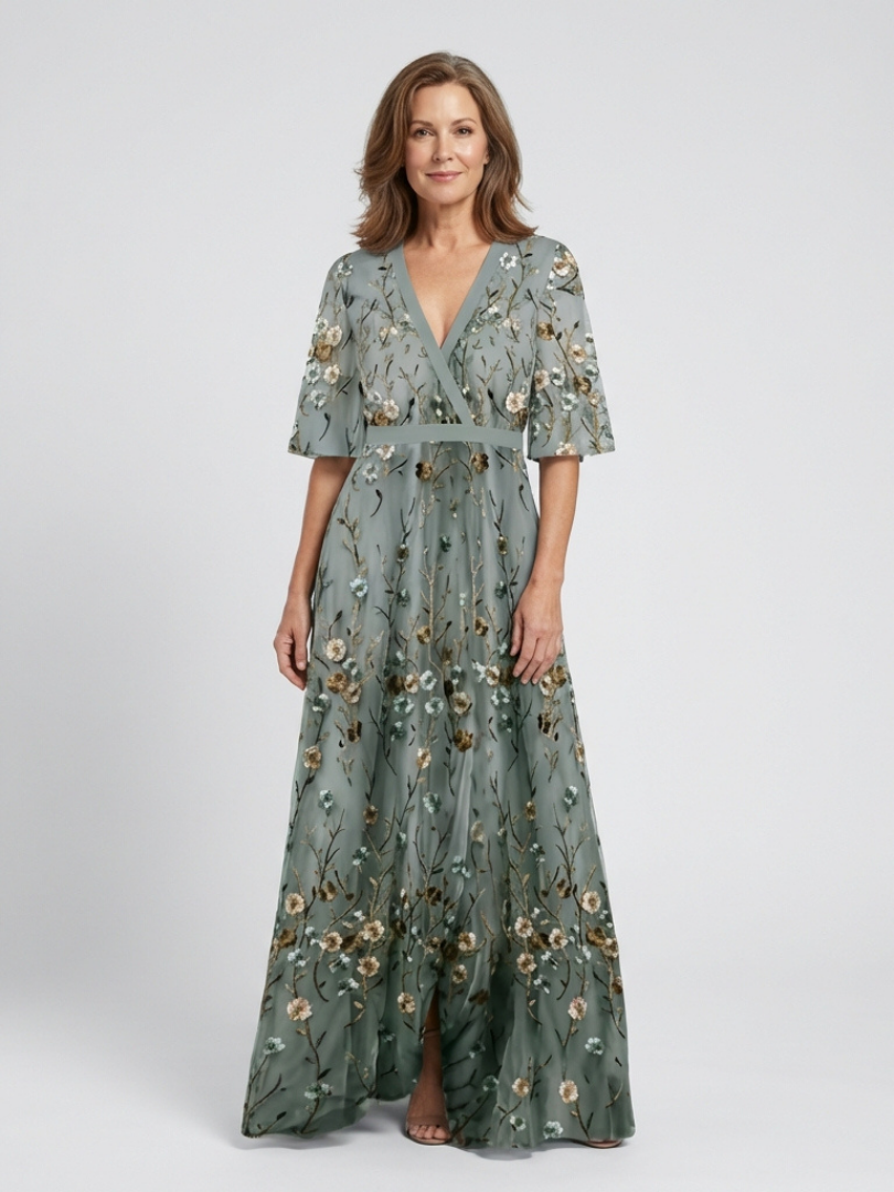 Evade | Robe maxi à manches courtes et décolleté en V floral